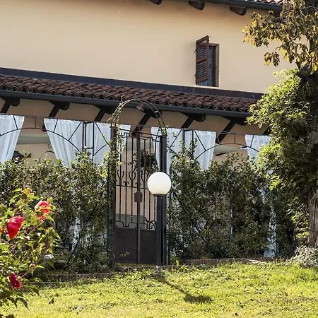 Daire Eramare - Charming In The Countryside Asti